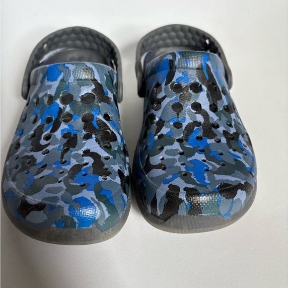 JoyBees boys rubber clogs size 12/13 blue grey camo - Picture 3 of 8